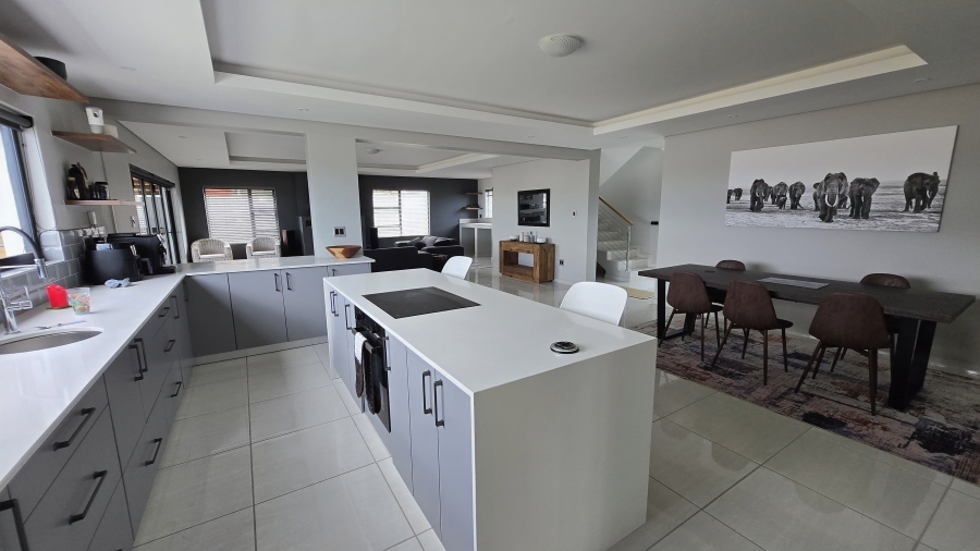 4 Bedroom Property for Sale in Dana Bay Western Cape